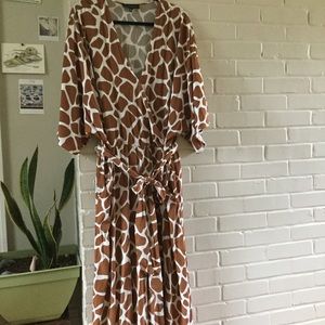 Eloquii Giraffe Pattern Jumpsuit (w/pockets!)